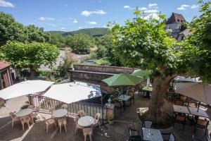 Hotels Logis Auberge de l'Ile : photos des chambres