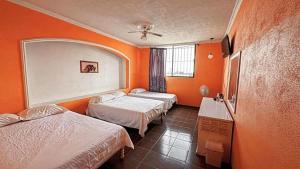 OYO Hotel Casino Del Valle