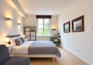 The Grey Loft by Wrocław Market Square