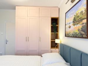 AC Apartment with Metro 3 on doorsteps, 15mins to center
