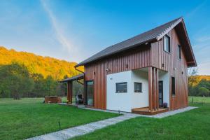 Szajkó Chalet, your Private Mountain Retreat