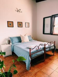 Family Beach House in Siracusa with Large Terrace