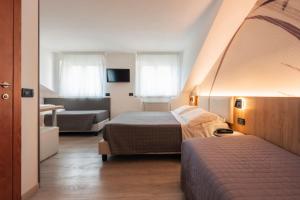 Hotel Everest