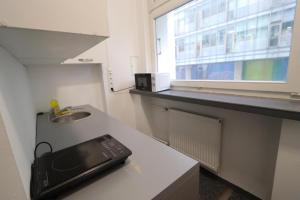 Fantastic Waw - J7 Room F