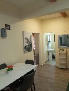 Comfortable Secure Stay
