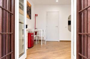 Studio with Private Entrance and Patio Metro C