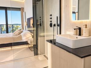 10th floor, Luxury City View, Hanza Tower