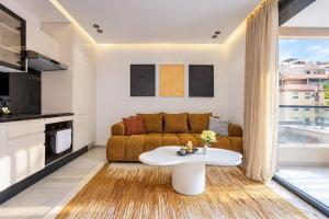 Luxury,terrace,central,pool