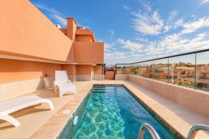 Luxury,terrace,central,pool