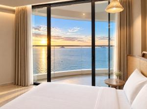 Paramount Nha Trang Luxury ManMan