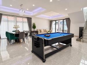 Jomtien 5BR Pool Villa Billiards Mahjong