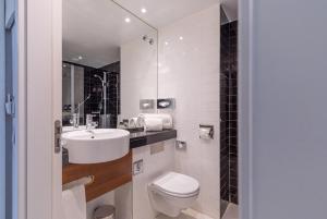 Holiday Inn Express Lisbon Alfragide by IHG