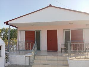 paralia kato axaias