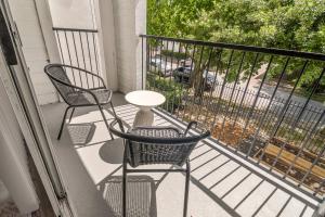 Cozy Houston Getaway Stylish 2BR