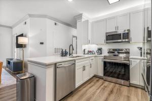 Cozy Houston Getaway Stylish 2BR
