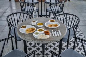 Wandr Hotel Indiranagar 100Ft Road