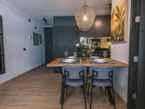 HOM 2bed with breakfast and terrace on floor 6 Las Condes
