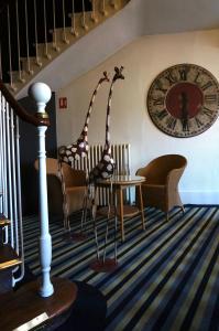 Hotels LOGIS Hotel de Bourgogne - Macon : photos des chambres