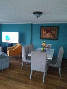 Divino departamento para grupo familiar en el centro histórico de Cuenca
