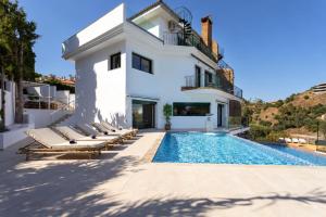 Luxury villa with sea views - heated pool - Jacuzzi