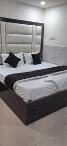 Hotel Birhana road