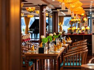 Verdure Lotus Grandeur Cruise on Ha Long Bay