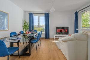 Lumina I 2BR Apt with Parking & Balcony & AC