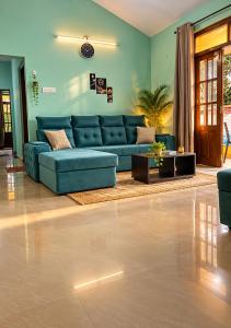 1 Bhk luxurious Spacious Stay Nr Benalium beach With 3 Balconies and Reserve Parking with Private Entry