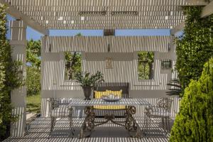 Ai Helis Beach House