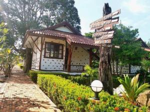 Talkoo Beach Resort Khanom