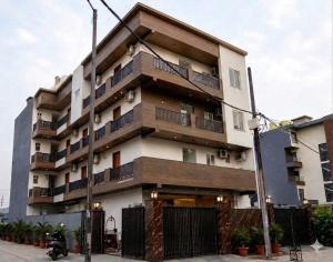 Hotel Happy in - Laxmi Nagar