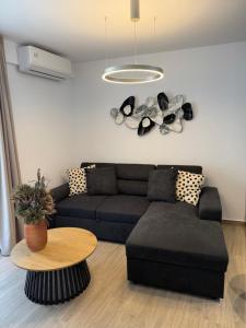 MODERN CITY APARTMENT - Central modern apartment with private PARKING TRIKALA