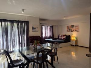 Travellers Studio Condo near Mactan Airport by A&C