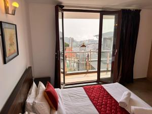 Cloudora Luxury 5 BHK Villa Kodaikanal