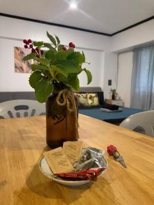 Airport Layover Studio Condo by A&C