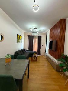 1Bedroom Condo in Poblacion Mesatierra