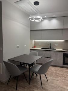 Lake View Elite Apartment