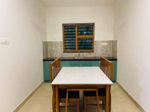 Astora Grand Suites