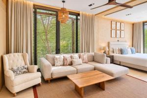 Corasol Villa, 4 King Suites and Private Pool