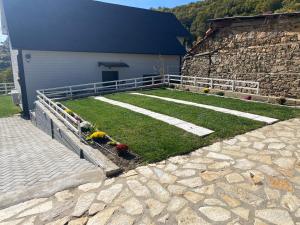 Doppio Chalet Kastoria - Lefka