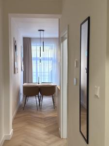 Blue Old Town Apartment