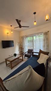Garden View Apt - Quiet getaway in the city!