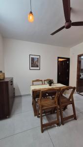 Garden View Apt - Quiet getaway in the city!