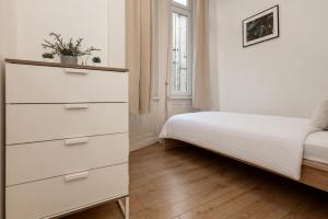 Cozy 5-Bedroom Apartment in the Centre