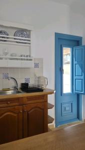 Choras little house