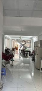 VÀ Home