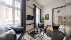 Gold-Leaf Art & Parquet Haven by Great Market Hall