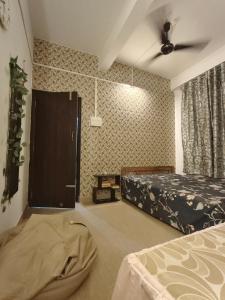 Ronin Stays - Private 1BHK w kitchen and parking