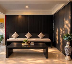 Hotel Arotel Stays