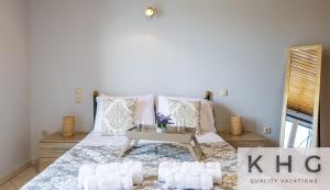 Four Flats, with Sea view, One Loft one Apartment and Two studios with sea view!